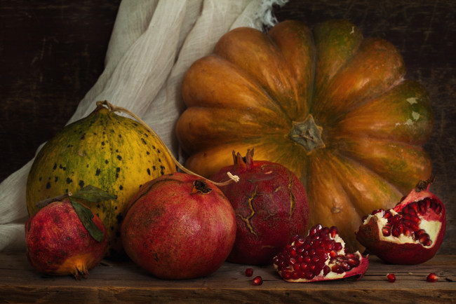 Обои картинки фото еда, фрукты, ягоды, тыква, дыня, гранат