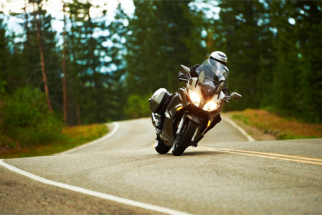 Обои картинки фото мотоциклы, yamaha, fjr1300a, 2013
