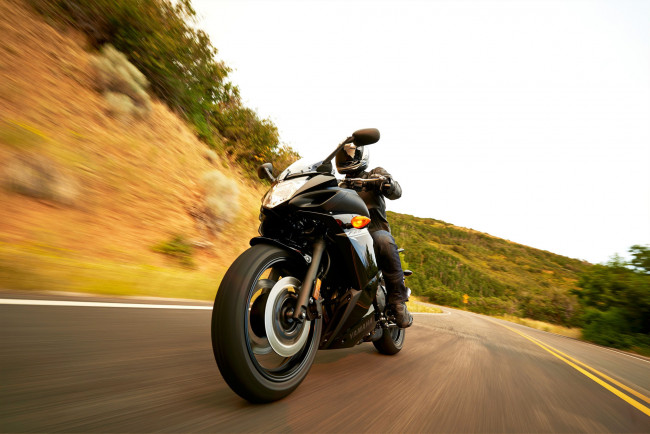 Обои картинки фото мотоциклы, yamaha, fz6r, 2014