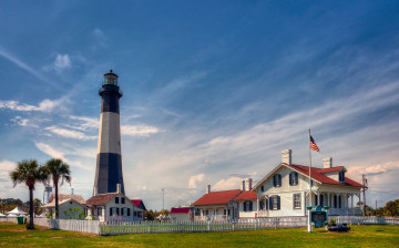 Картинка природа маяки маяк постройки облака