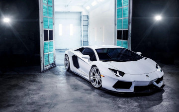 Картинка автомобили lamborghini ламборджини гараж свет бокс белый