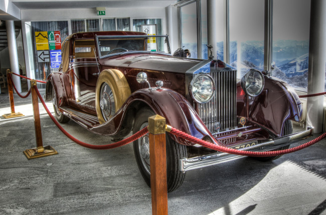 Обои картинки фото rolls royce, автомобили, выставки и уличные фото, музей, авто, экспонат