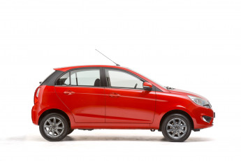 Картинка автомобили tata bolt za-spec 2015г красный
