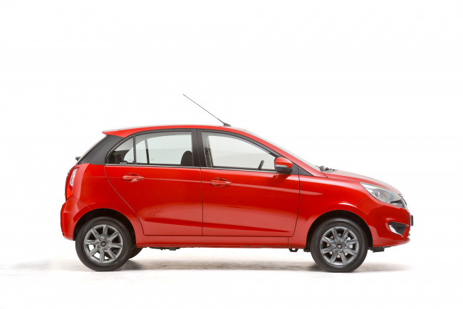 Обои картинки фото автомобили, tata, bolt, za-spec, 2015г, красный