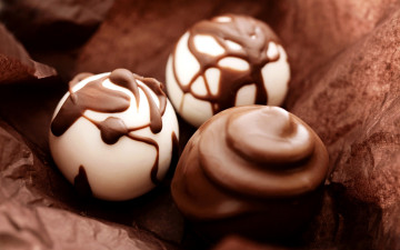 Картинка еда конфеты +шоколад +сладости трио шоколадное