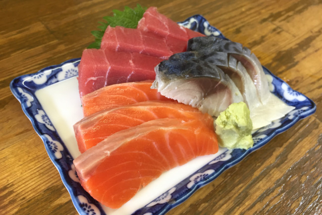 Обои картинки фото еда, рыба,  морепродукты,  суши,  роллы, снедь