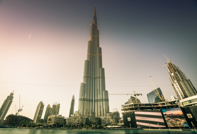 Обои картинки фото burj khalifa,  dubai, города, дубай , оаэ, простор