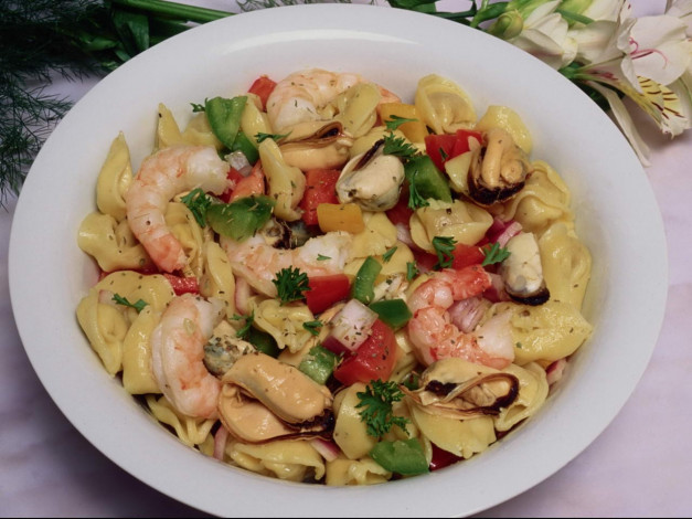 Обои картинки фото еда, рыбные, блюда, морепродуктами