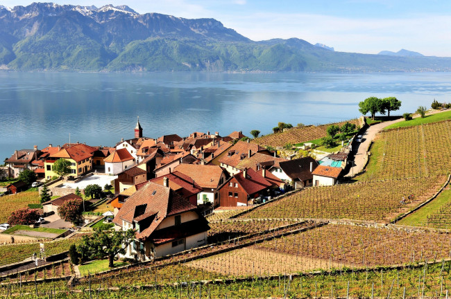 Обои картинки фото города, пейзажи, дома, горы, вода