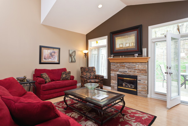 Обои картинки фото интерьер, гостиная, диваны, камин