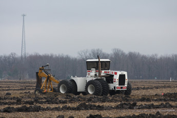 Картинка техника тракторы big bud