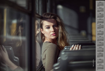 Картинка календари девушки взгляд 2018