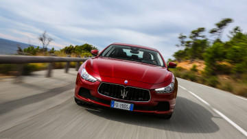 Картинка maserati+ghibli+sq4+sport+package+2017 автомобили maserati красный 2017 package sport sq4 ghibli