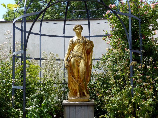 Обои картинки фото разное, садовые и парковые скульптуры, нимфа