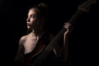 Картинка музыка -другое гитара девушка