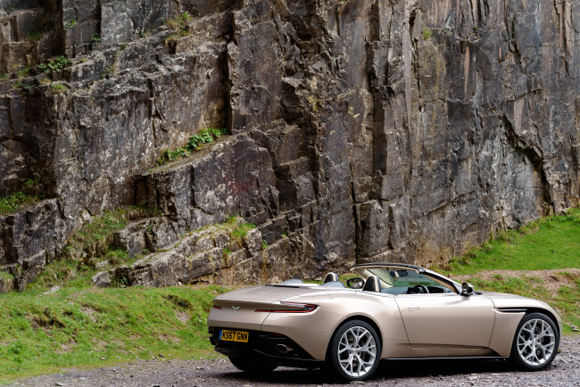 Обои картинки фото автомобили, aston martin, aston