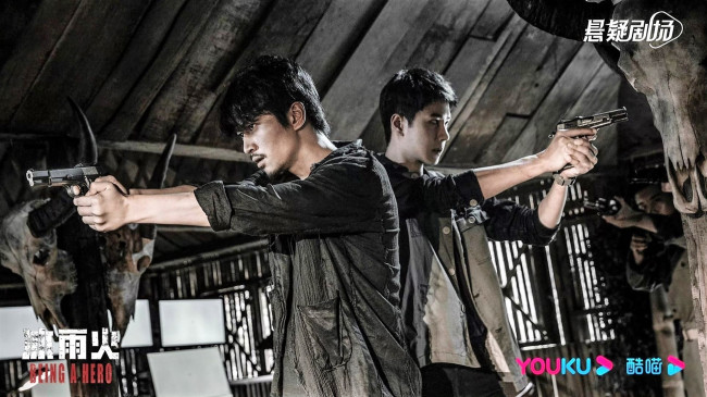 Обои картинки фото кино фильмы, being a hero, чэнь, юй, напарник, оружие