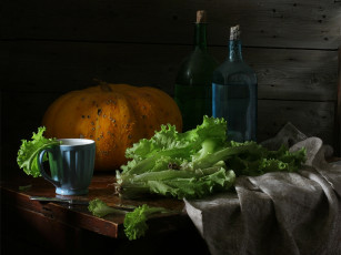 Картинка ира быкова натюрморт тыквой салатом голубой кружкой еда