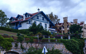 Картинка испания страна басков гечо города здания дома ландшафтный пейзаж