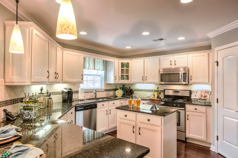 Картинка интерьер кухня бытовая техника мебель