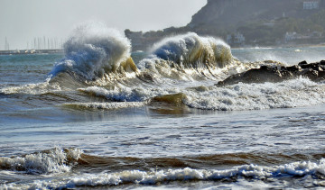 Картинка природа стихия прибой волны пена брызги