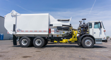 Картинка автомобили мусоровозы мусорщик