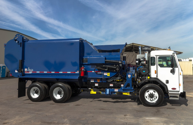 Обои картинки фото автомобили, мусоровозы, мусорщик