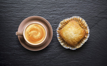 Картинка еда кофе +кофейные+зёрна тарелка чашка