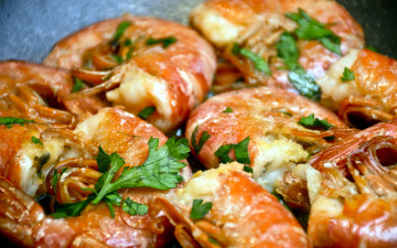 Картинка еда рыбные+блюда +с+морепродуктами зелень макро креветки
