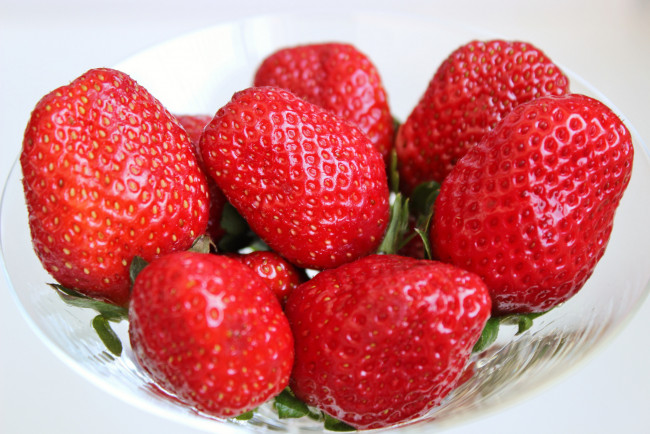 Обои картинки фото еда, клубника,  земляника, ягоды