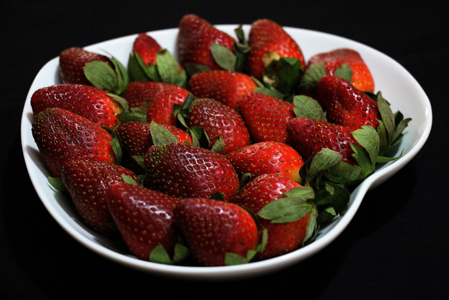 Обои картинки фото еда, клубника,  земляника, ягоды