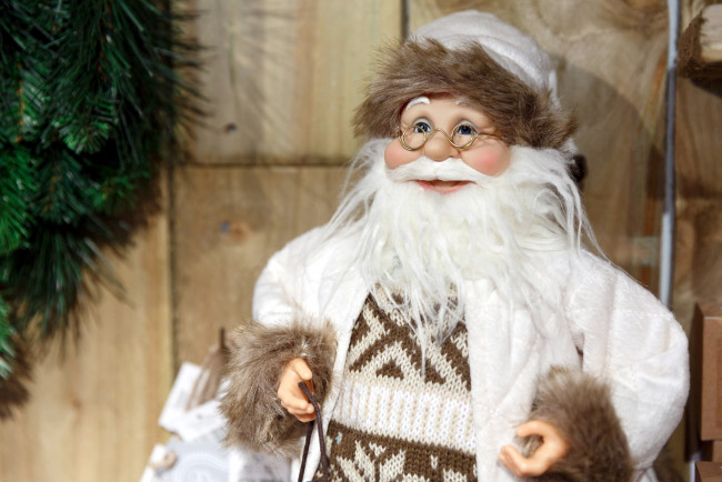Обои картинки фото праздничные, дед мороз,  санта клаус, санта, игрушечный