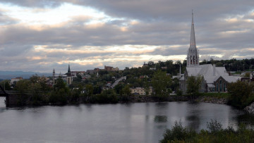 Картинка города рига+ латвия костел река