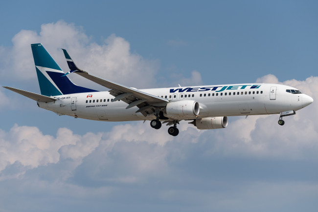 Обои картинки фото авиация, пассажирские самолёты, авиалайнер