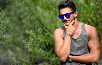 Картинка мужчины -+unsort очки