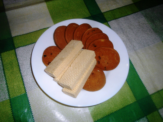 Обои картинки фото еда, пирожные,  кексы,  печенье, вафли, печенье