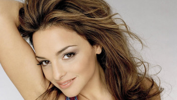 Картинка девушки estefania+kuester портрет