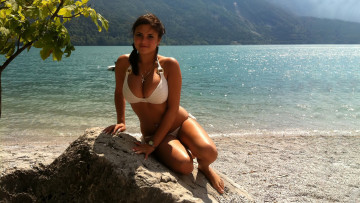 Картинка девушки -+брюнетки +шатенки красивая девушка