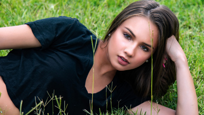 Обои картинки фото девушки, - брюнетки,  шатенки, красивая, девушка