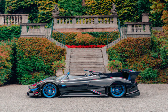 Картинка автомобили pagani