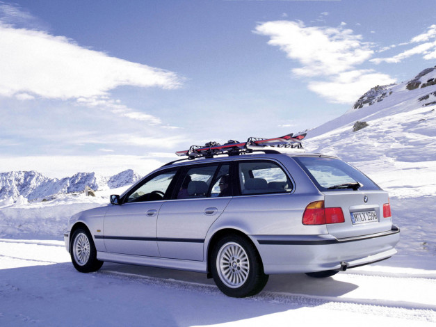 Обои картинки фото bmw, series, touring, автомобили