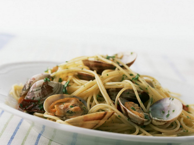 Обои картинки фото еда, рыбные, блюда, морепродуктами