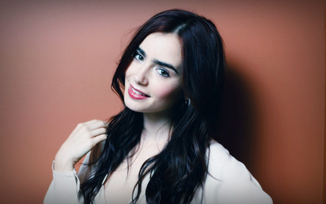 Обои картинки фото Lily Collins, девушки, , , улыбка