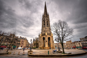 Картинка города -+католические+соборы +костелы +аббатства площадь собор дома basilica+of+st+michael bordeaux france базилика+святого+архангела+михаила бордо франция