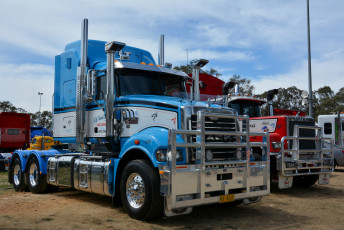 Картинка mack автомобили седельный грузовик тяжелый тягач