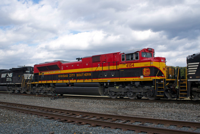 Обои картинки фото техника, поезда, состав, локомотив, дорога, железная