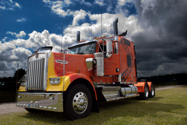 Обои картинки фото kenworth, автомобили, тягач, седельный, грузовик, тяжелый