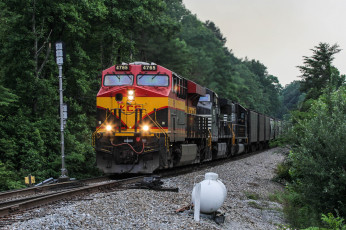 Картинка техника поезда железная дорога рельсы локомотив состав