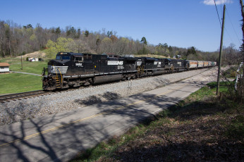 Картинка техника поезда железная дорога рельсы локомотив состав