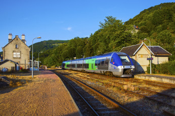 Картинка техника поезда железная дорога рельсы локомотив состав